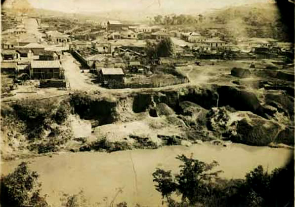 A cidade de Vargem Bonita na década de 40